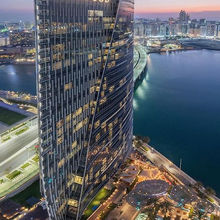 Rosewood Abu Dhabi Hotel Екстериор снимка View of the tower from the observation deck