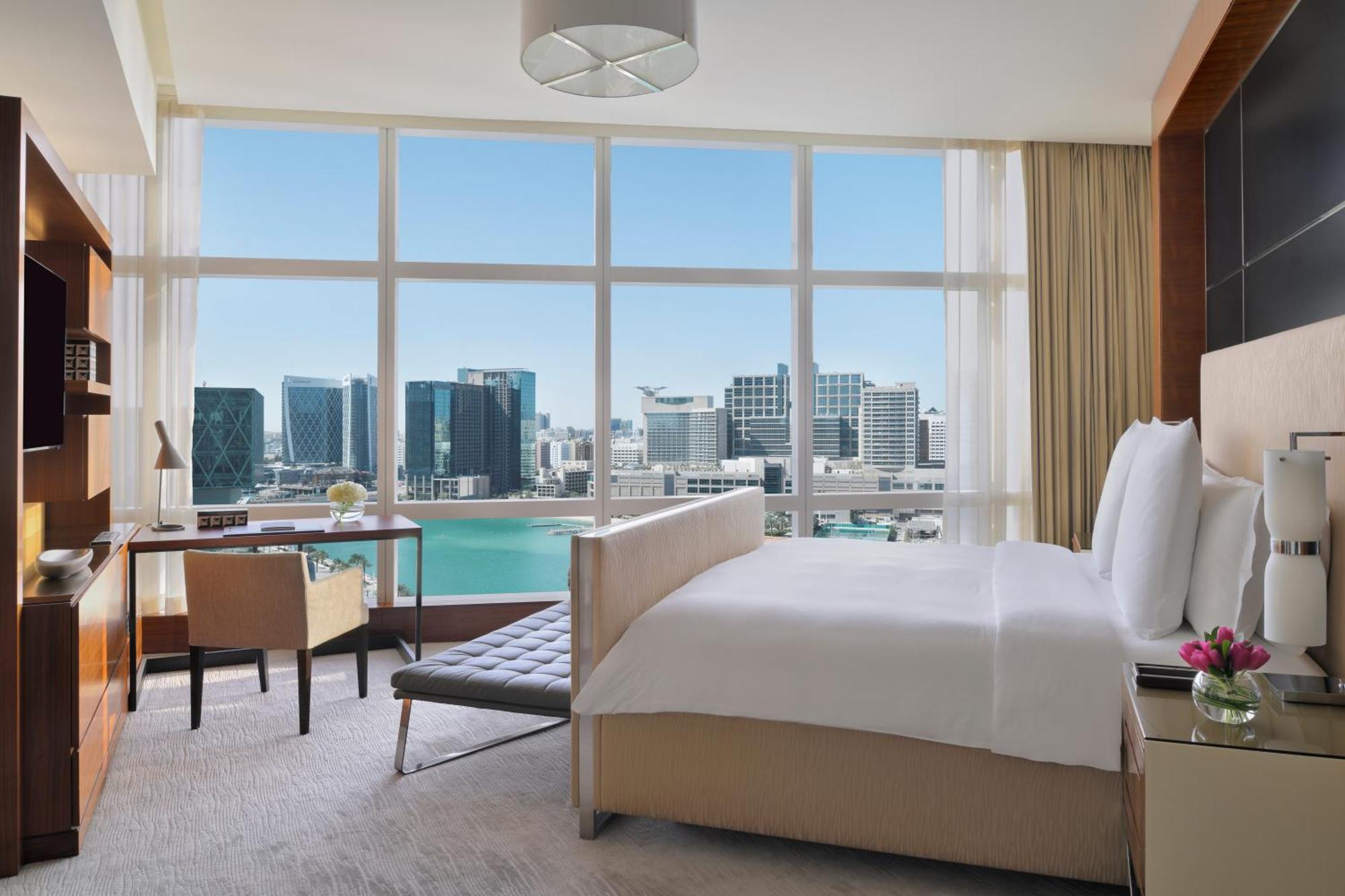 Rosewood Abu Dhabi Hotel Екстериор снимка A bedroom at the hotel
