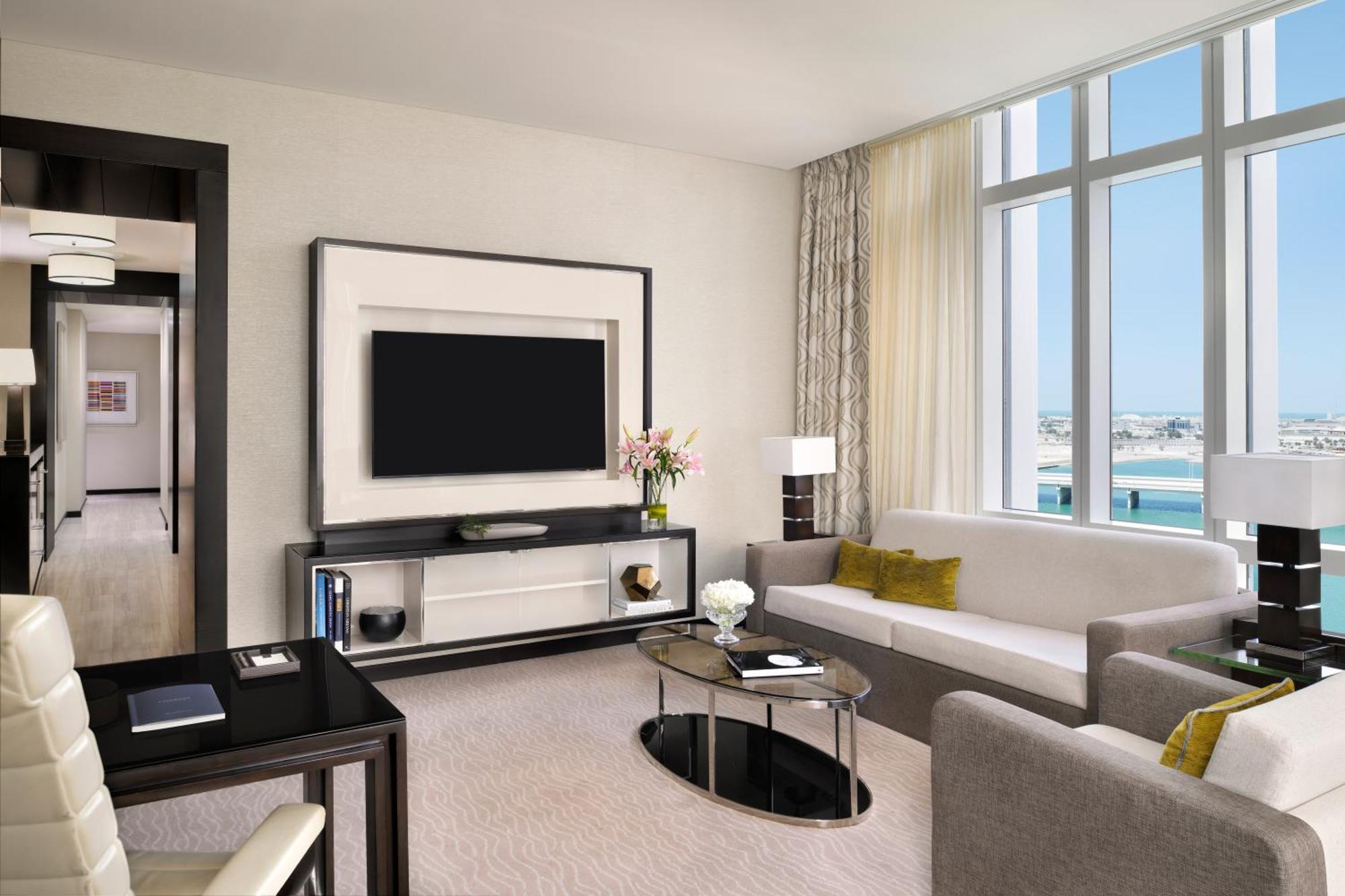 Rosewood Abu Dhabi Hotel Екстериор снимка A living room at The Ritz-Carlton, DIFC